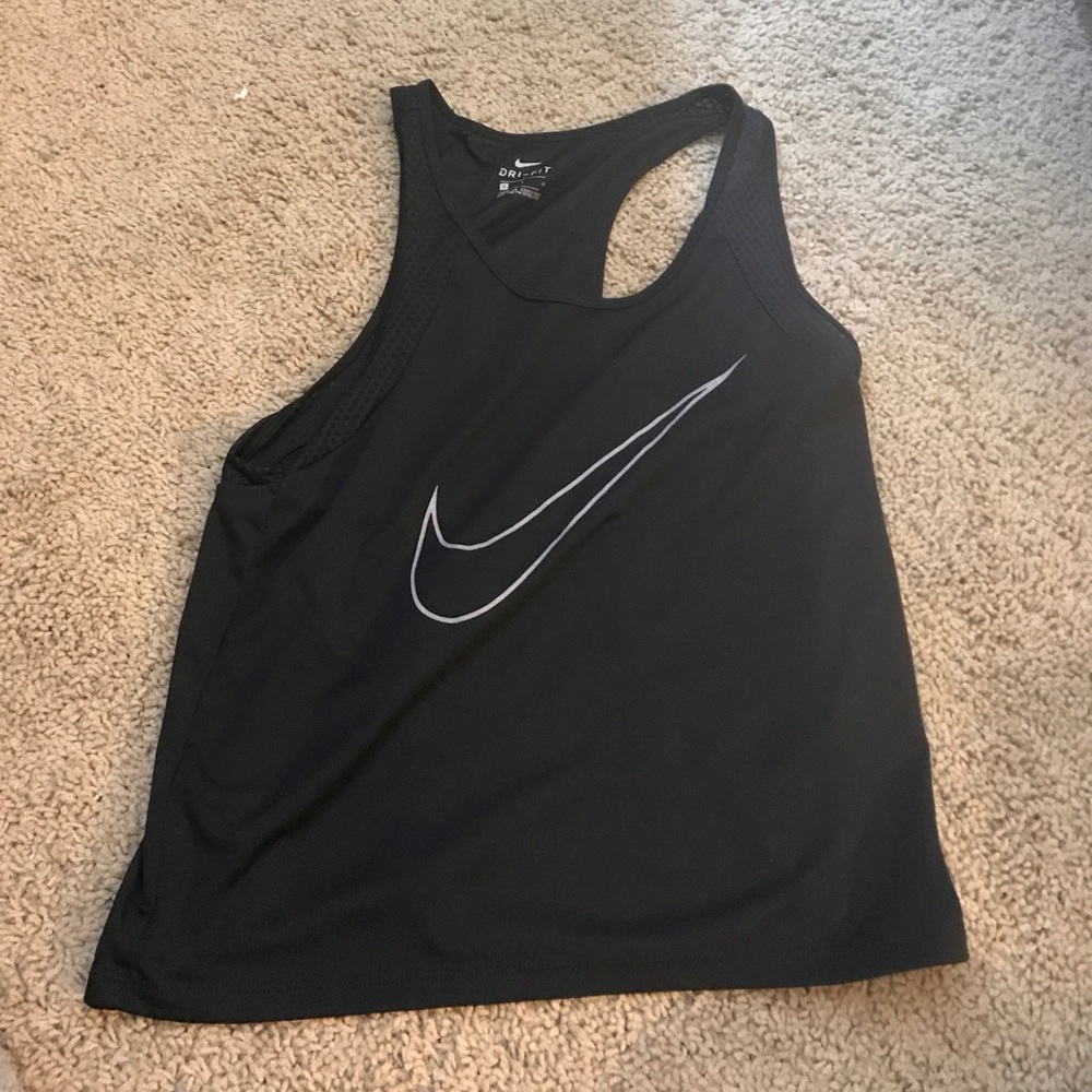 Nike crop